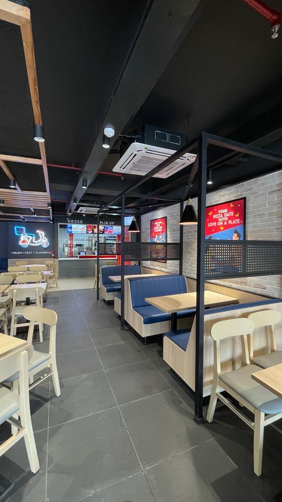 Domino's Pizza Interior