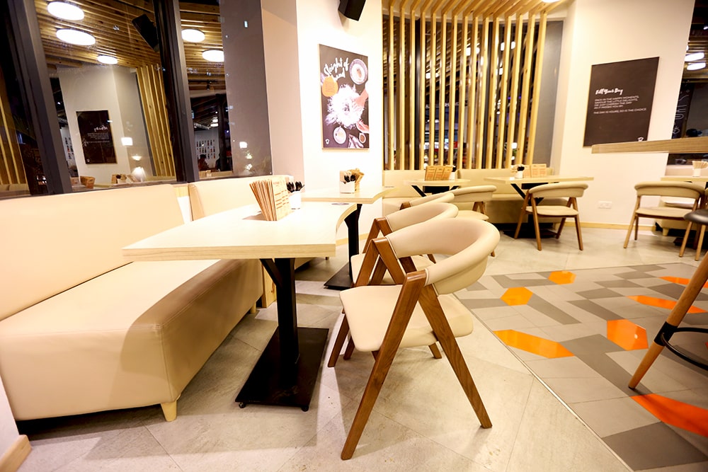 Sandoitchi Interior