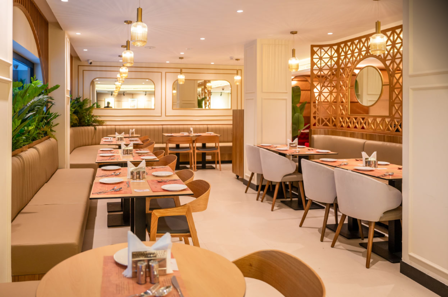 Aminia Dubai Restaurant Arches