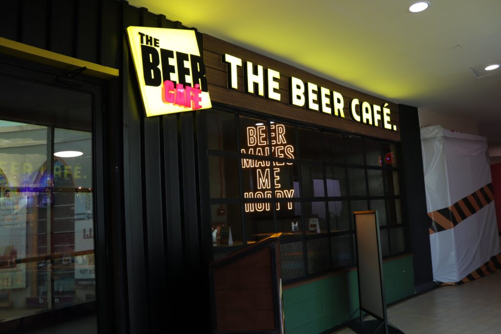 The Beer Caf&eacute;