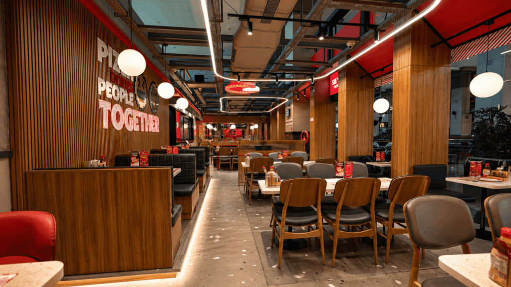 Pizza Hut Interior