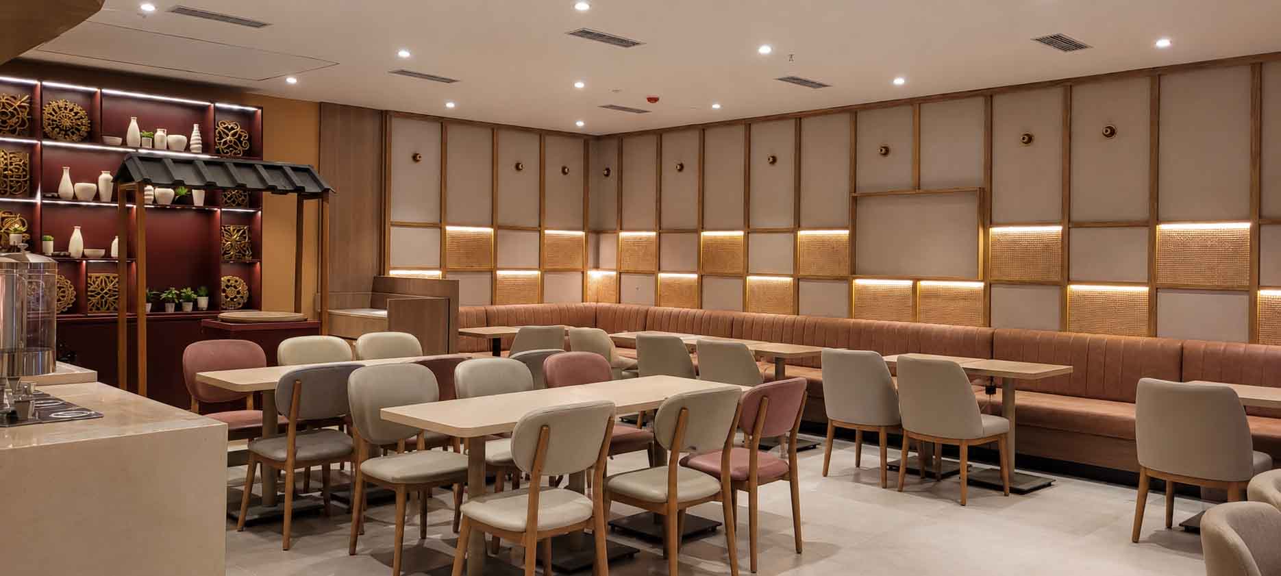 Uttham Midway Lounge